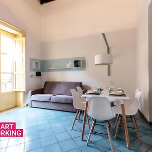 https://lolli-apartments.palermohotels.org
